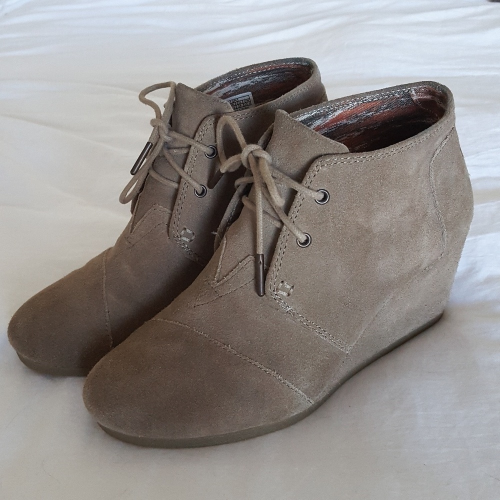 TOMS Suede Desert Wedges